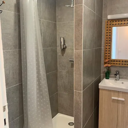 Duplex Notre Dame Proche Du Port Apartment