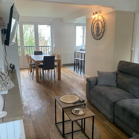 Duplex Notre Dame Proche Du Port Apartment