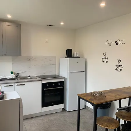 Duplex Notre Dame Proche Du Port Apartment
